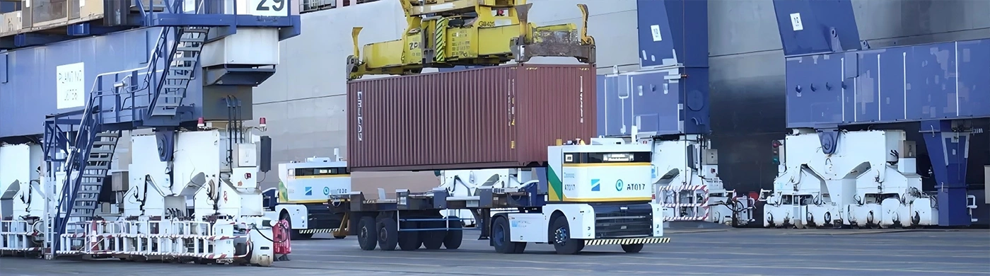 How Autonomous Truck Fleets Ensure 24/7 Efficiency and Safety at the UK's Largest Container Port