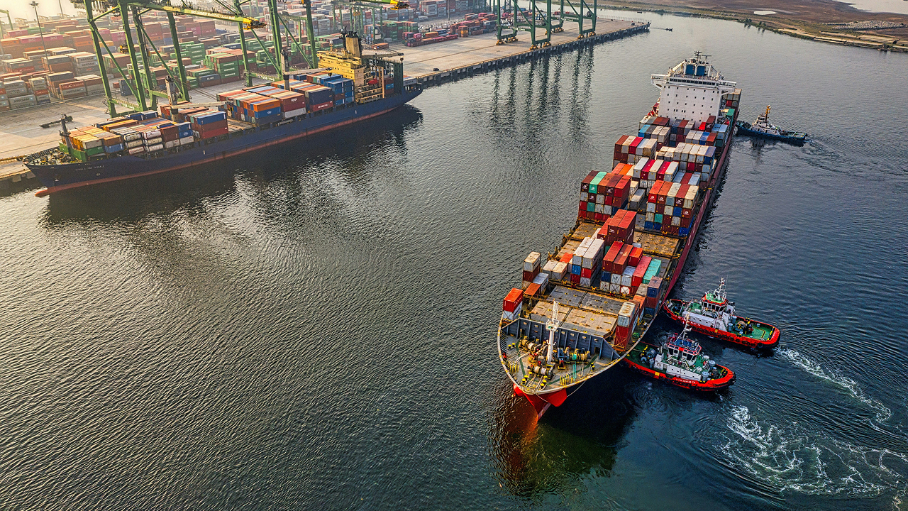 European Port Automation: How AI Dispatching Powers Smarter Container Flow